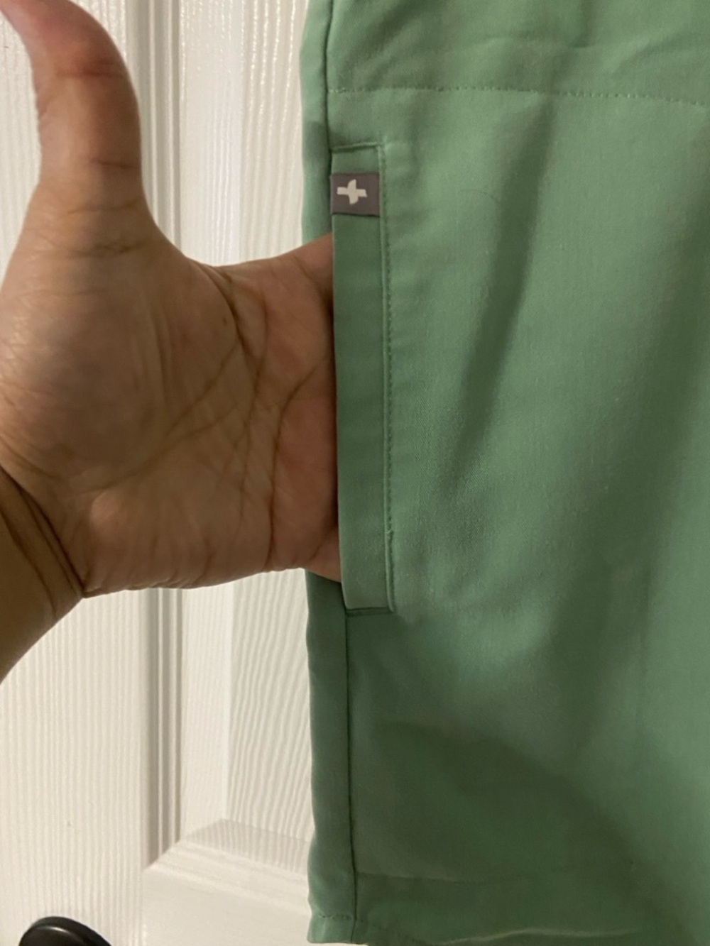 FIGS Green - Picture 2 of 4